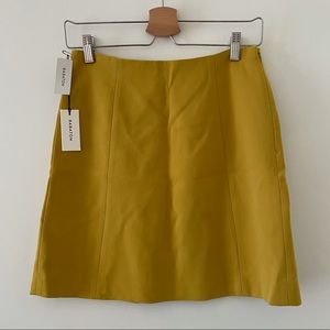 Aritzia Babaton Hopper Skirt in Acacia (US 6)